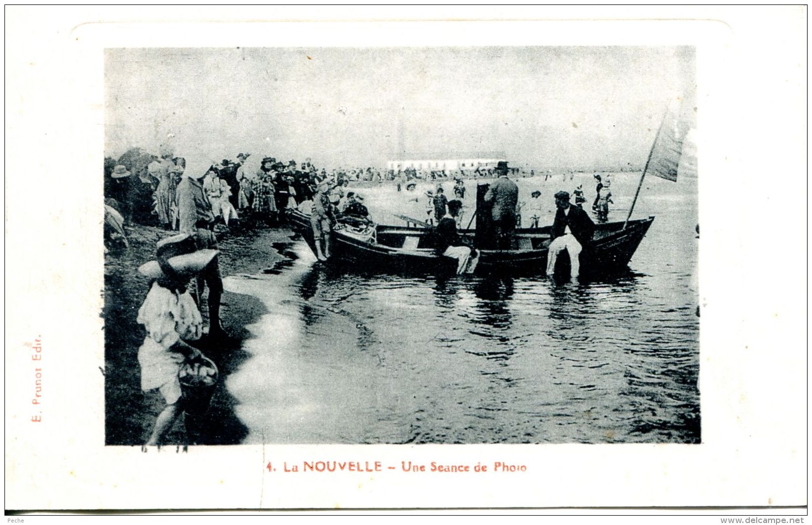 N°51174 -cpa La Nouvelle -une Séance De Photo- RRR- - Port La Nouvelle
