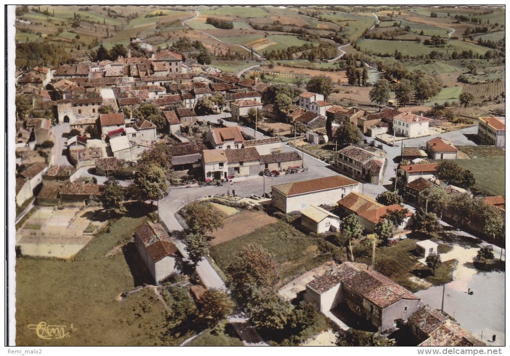 CPSM    MONTPEZAT De QUERCY  82  Vue Générale Aérienne - Montpezat De Quercy