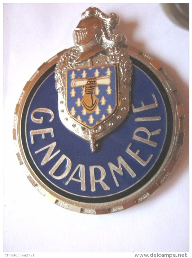 RARE INSIGNE PLAQUE MOTARD GENDARMERIE NATIONALE (ARGENTEE) HOMOLOGUE H696 ARTHUS BERTRAND PARIS ETAT EXCELLENT - Police & Gendarmerie