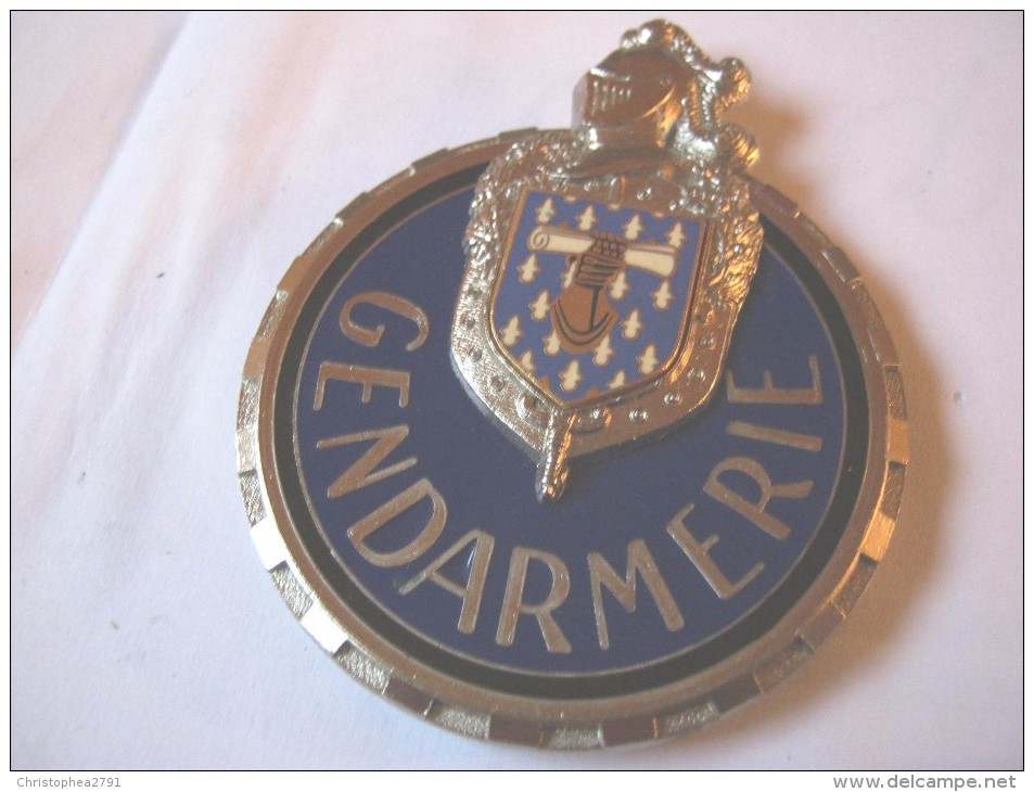 RARE INSIGNE PLAQUE MOTARD GENDARMERIE NATIONALE (ARGENTEE) HOMOLOGUE H696 ARTHUS BERTRAND PARIS ETAT EXCELLENT - Police & Gendarmerie