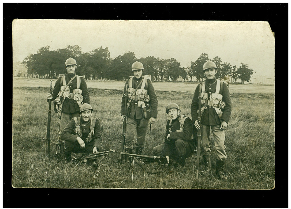 Militair  Soldats  Soldat  Soldaten  Soldaat Carte Photo Fotokaart - Armes Arme  Fusils  Fusil  Geweer Geweren - Personnages