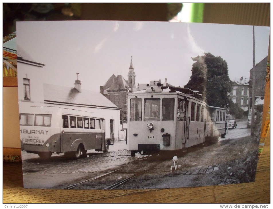 ROCHEFORT :PHOTO REPRO D´APRES NEGATIF -PAPIER KODAK-LE TRAM  DEVANT LA GARE SNCB LE 18/09/1954  BUS BURNAY DE FORRIERES - Rochefort