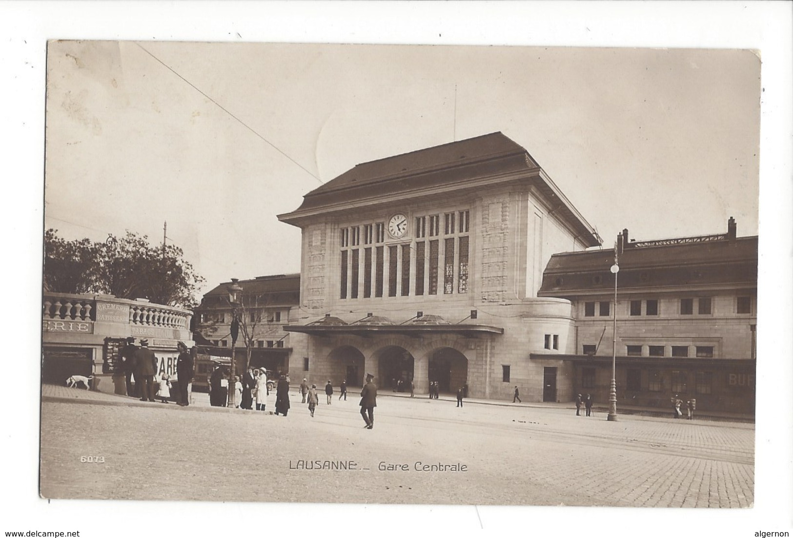 15624 - Lausanne Gare Centrale Envoyée En 1915 - Lausanne