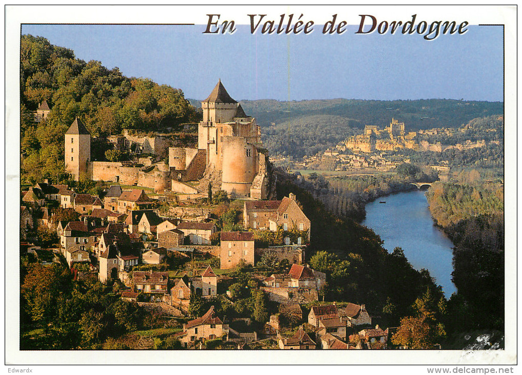 Chateau, Castelnaud, Dordogne, France Postcard Posted 2013 Stamp - Autres & Non Classés