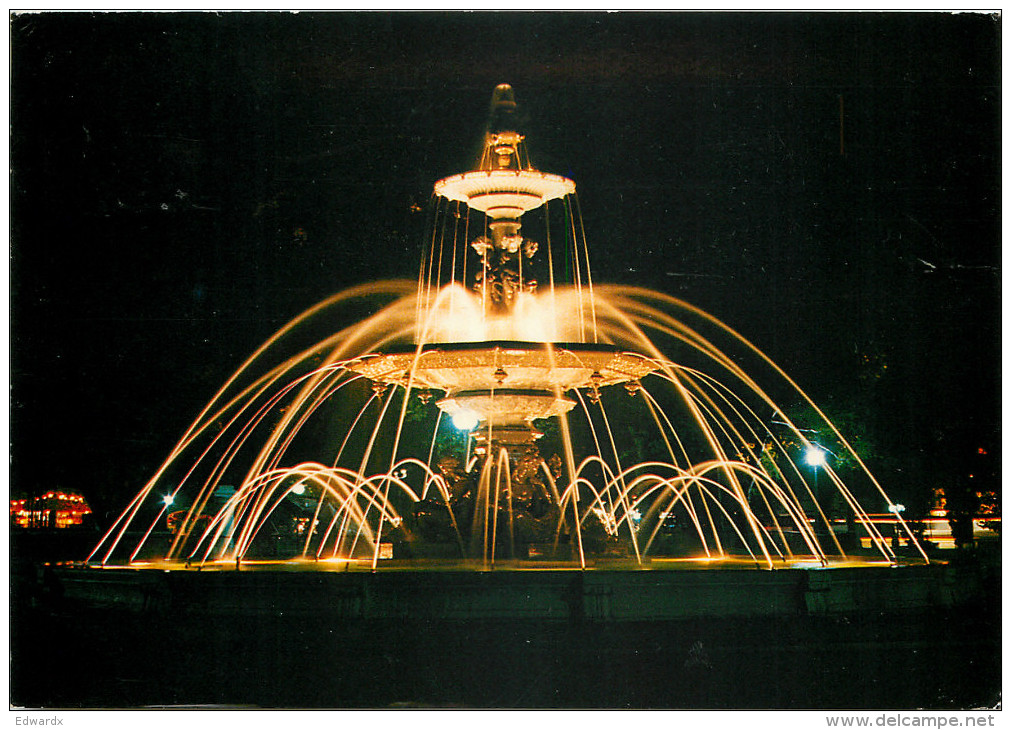 Fountain, Geneve, GE Geneve, Switzerland Postcard Posted 1991 Stamp - Genève