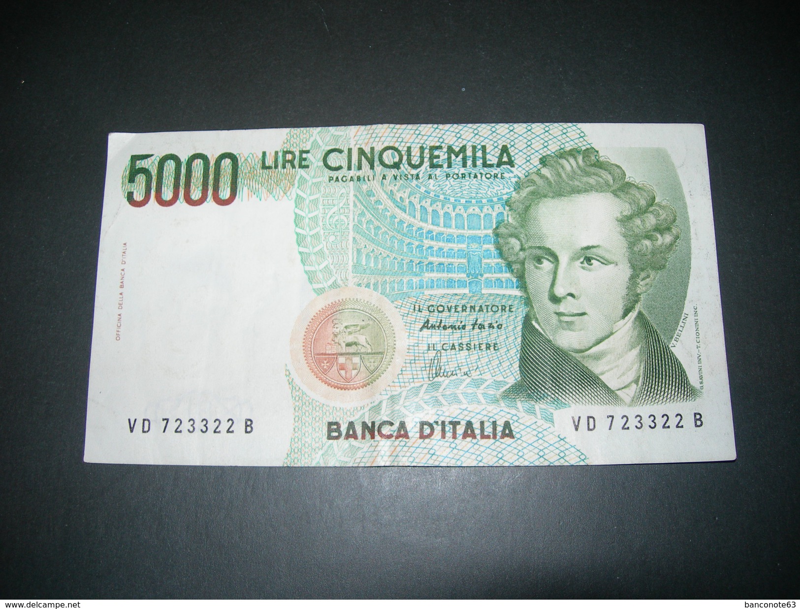 Italia. 5000 Lire - Zu Identifizieren