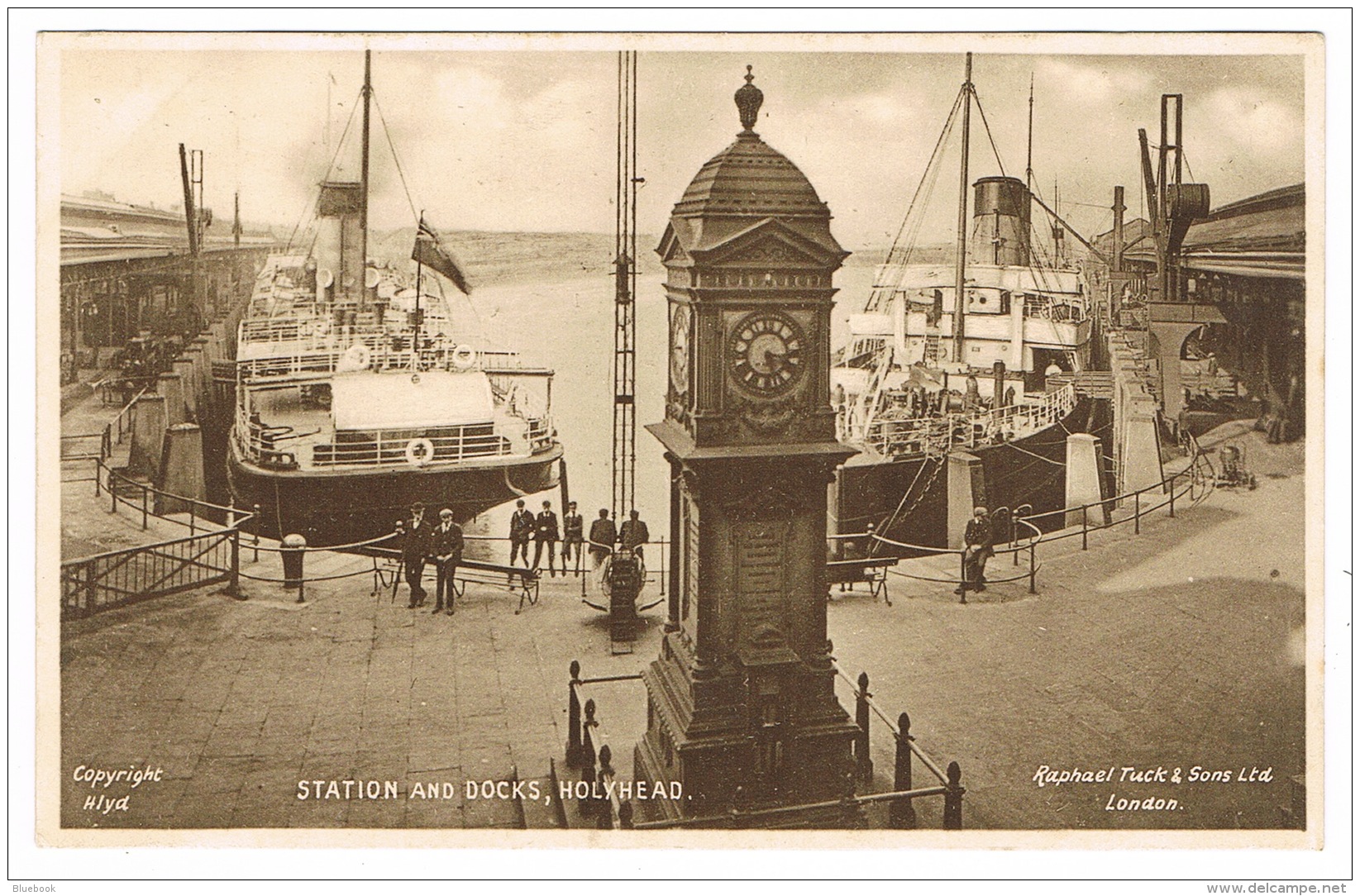 RB 1119 - Raphael Tuck Postcard - Railway Station &amp; Docks Holyhead - Anglesey Wales - Anglesey