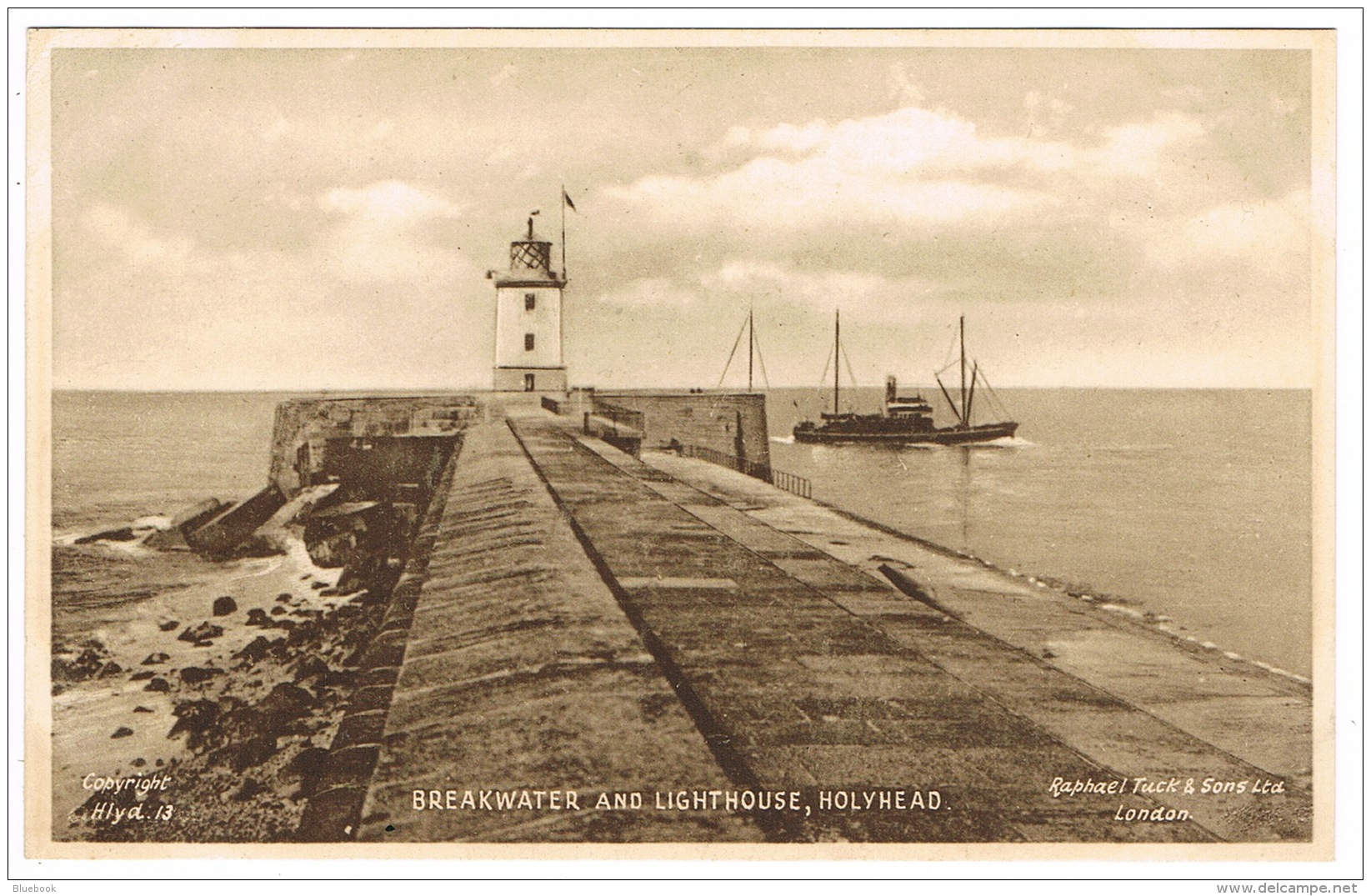 RB 1119 - Unlisted Raphael Tuck Postcard Breakwater &amp; Lighthouse Holyhead - Anglesey Wales - Anglesey
