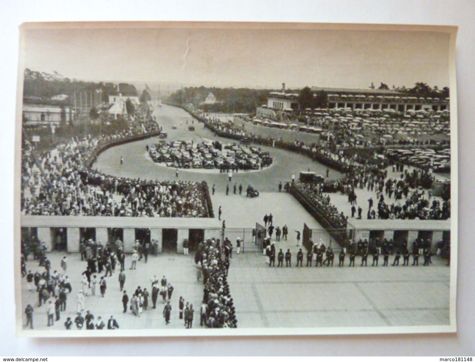 OLYMPIA 1936 - Band II - Bild Nr 13 Gruppe 59 - Entrée De Hitler Par La Porte Du Stadium Sud - Sport