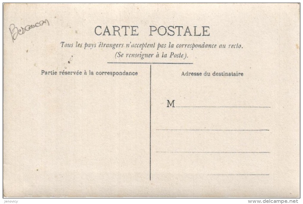 CARTE PHOTO MILITAIRE ,TRES CERTAINEMENT BESANCON 49230 - Characters