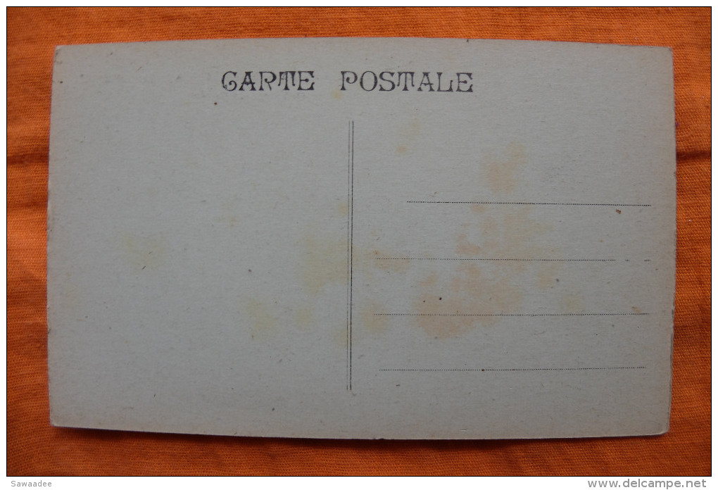 CARTE POSTALE - FRANCE - MARSEILLE EXPOSITION COLONIALE 1922 - TEMPLE D'ANGKOR VAT - PERSONNAGES - Exhibitions