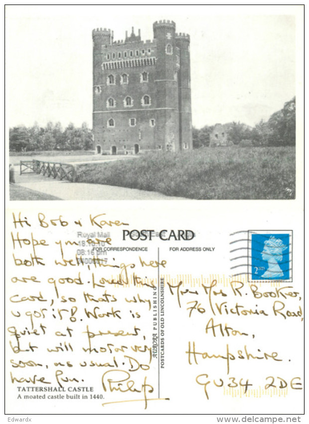 Tattershall Castle, Lincolnshire, England Postcard Posted 2010 Stamp - Autres & Non Classés
