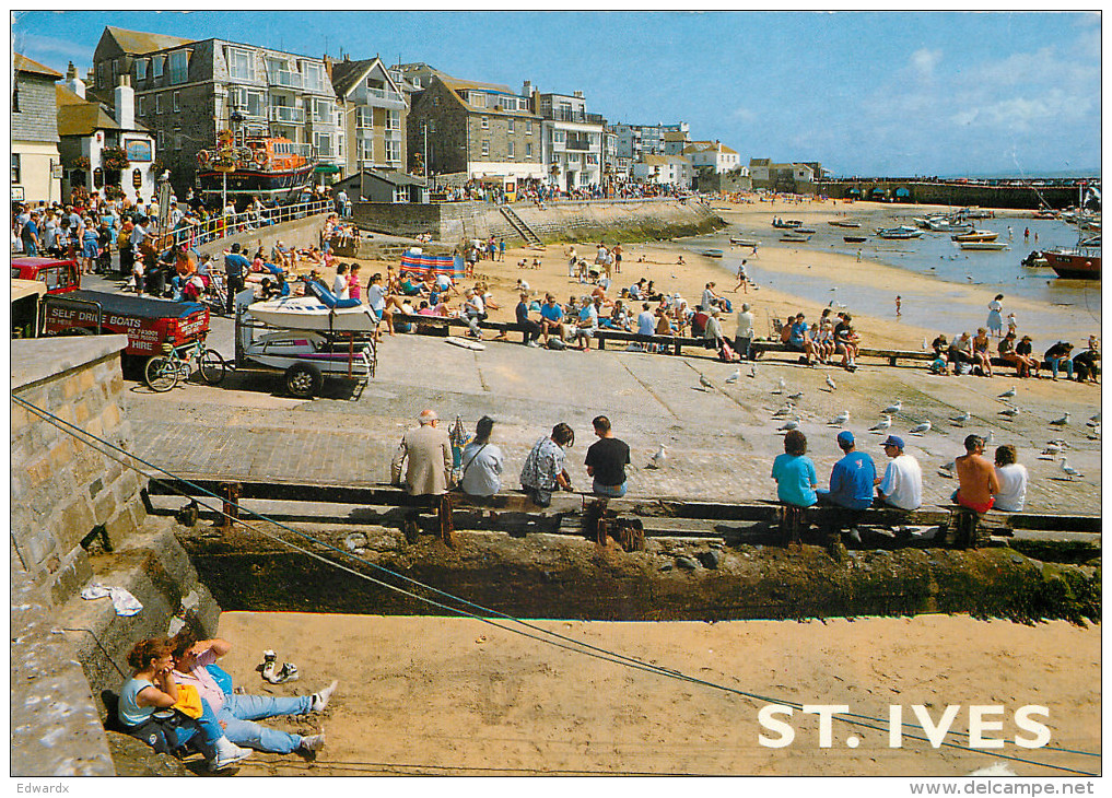 St Ives, Cornwall, England Postcard Posted 2000 Stamp - St.Ives