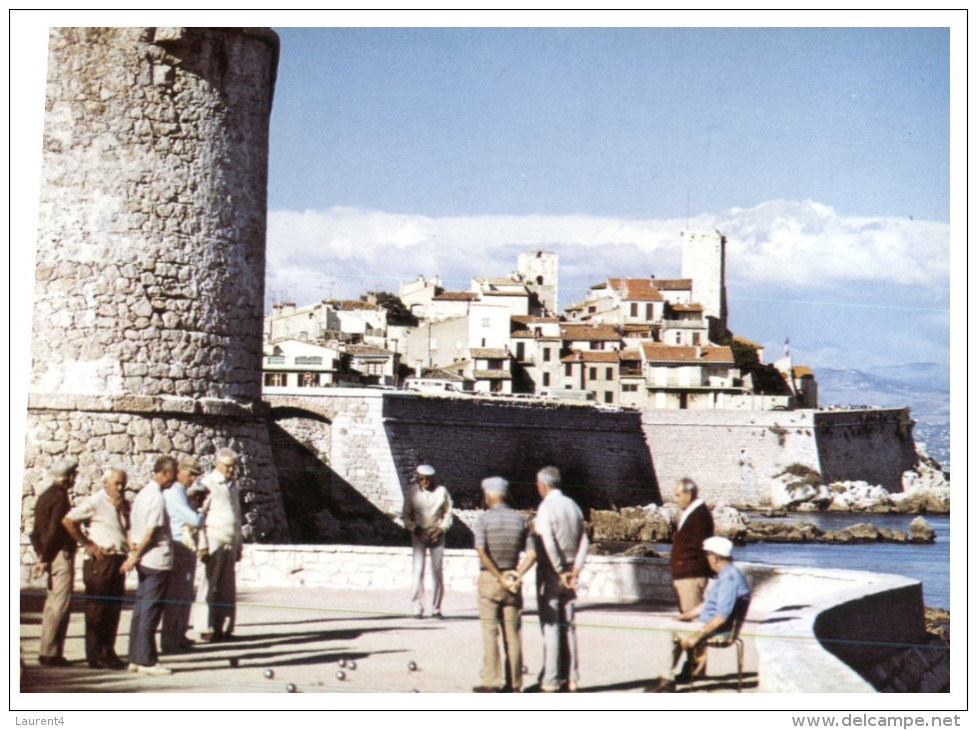 (ORL 626) France - Antibes Ramparts + Pétanque - Bowling - Bowling