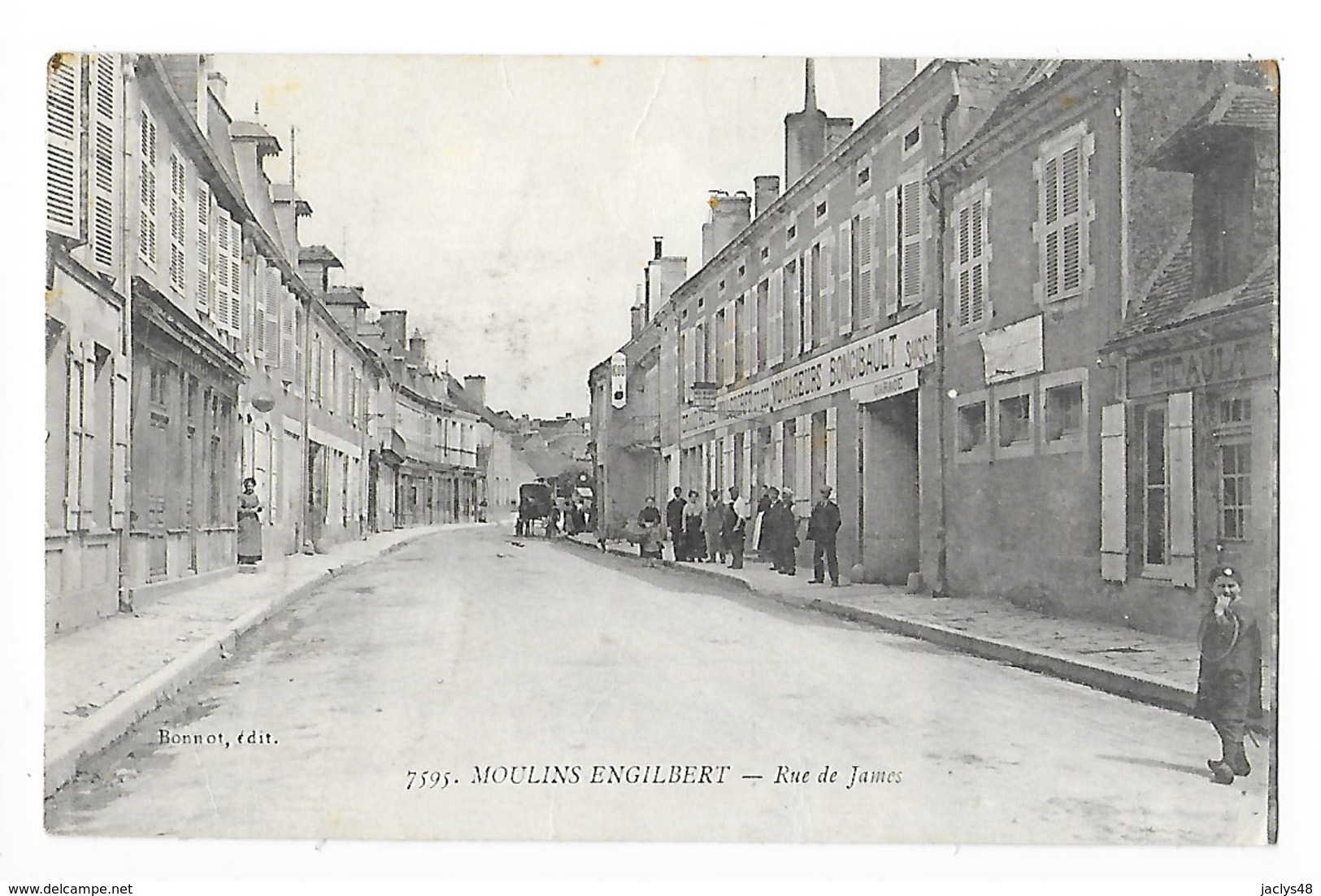 MOULINS ENGILBERT  (cpa 58)  Rue De James  - Grand Hôtel BONGIBAULT -    - L 1 - Moulin Engilbert