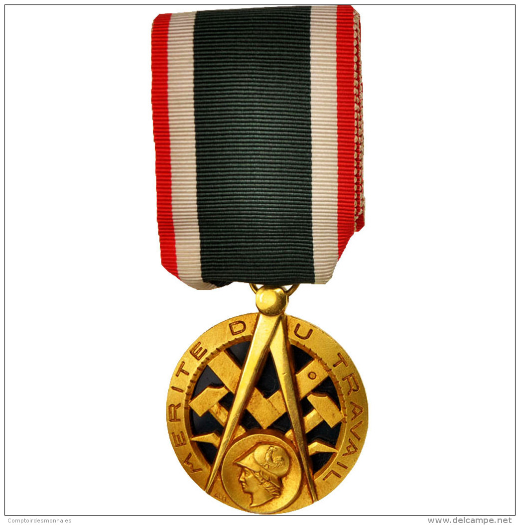 France, Mérite Du Travail, Medal, Très Bon état, Silver And Gold, 38.5 - Otros & Sin Clasificación