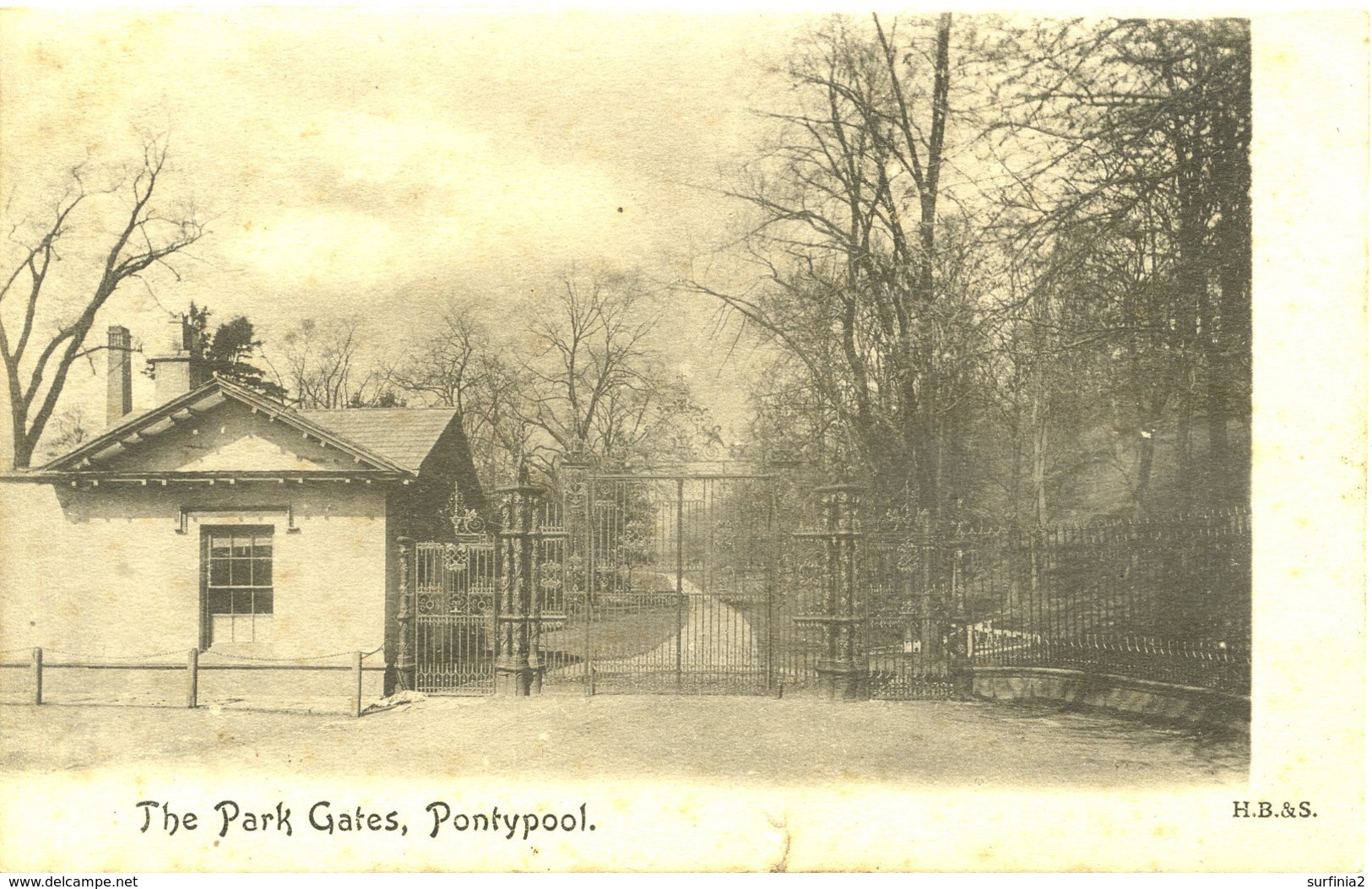 GWENT - PONTYPOOL - THE PARK GATES Gw115 - Monmouthshire