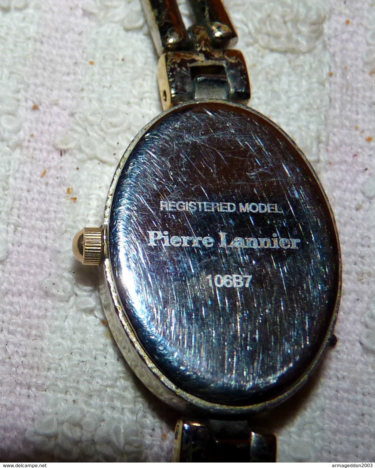 BELLE MONTRE FEMME PIERRE LANNIER 106 B7 BRACELET BICOLORE METAL COMME NEUVE - Orologi Antichi