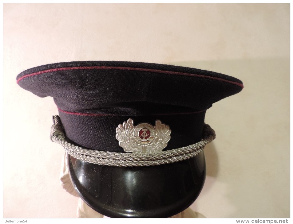 Rare Casquette De Sapeurs Pompiers Allemagne De L'est - Pompiers