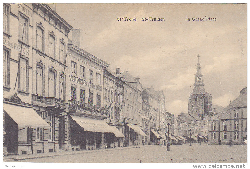 St Truiden Saint Trond - La Grand´Place (animation, 1920...carte Extraite D'un Carnet) - Sint-Truiden