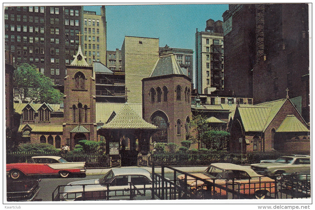 Little Church Around The Corner: FORD SKYLINER '57 & FALCON '59, STUDEBAKER LARK VIII CONVERTIBLE - East 29th Street - Transports