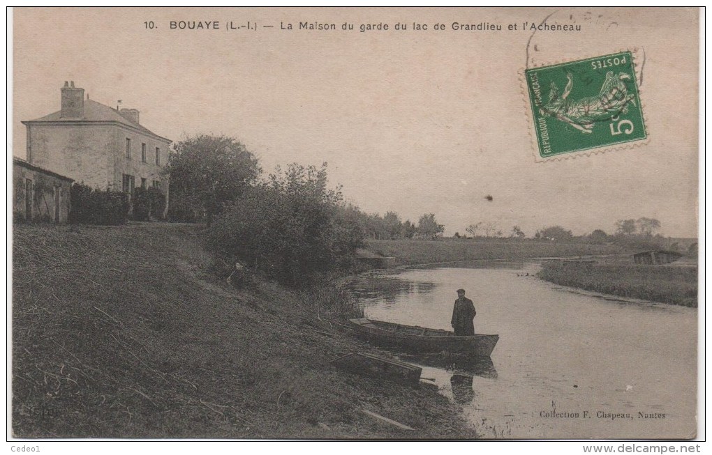 BOUAYE  LA MAISON DU GARDE DU LAC DE GRANDLIEU ET L'ACHENEAU - Bouaye