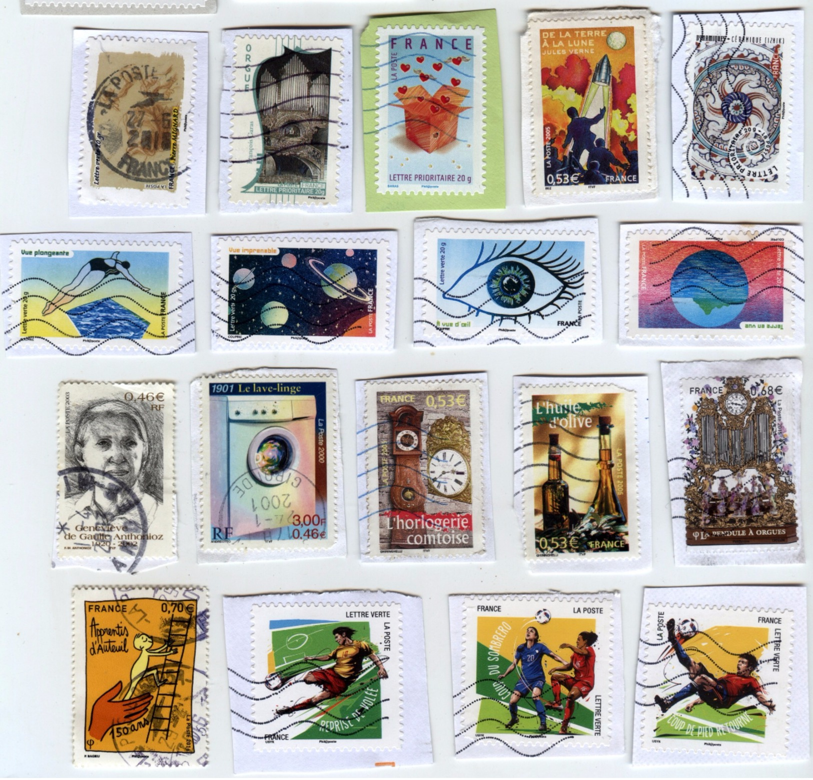 Lot de 131 Timbres FRANCE Oblitérés Collés - Série et Thèmes Variés BD Sport Monument Ville Personnalités Art Animaux ..