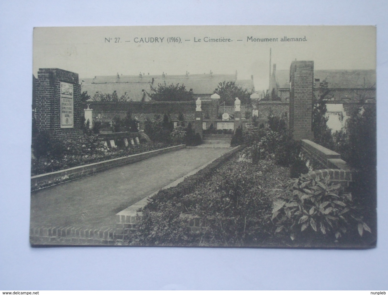 FRANCE CAUDRY - Le Cimetiere - Monument Allemand - Caudry