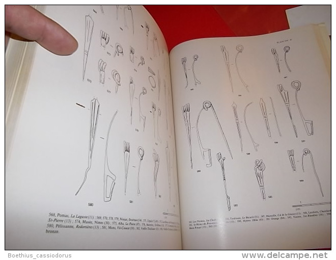 LES FIBULES EN GAULE MERIDIONALE 1985 Michel FEUGERE CNRS - Archéologie