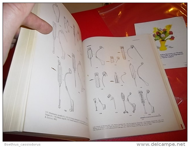 LES FIBULES EN GAULE MERIDIONALE 1985 Michel FEUGERE CNRS - Archéologie