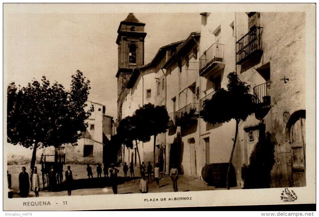 REQUENA..PLAZA DE ALBORNOZ....CPSM PETIT FORMAT ANIMEE - Altri & Non Classificati