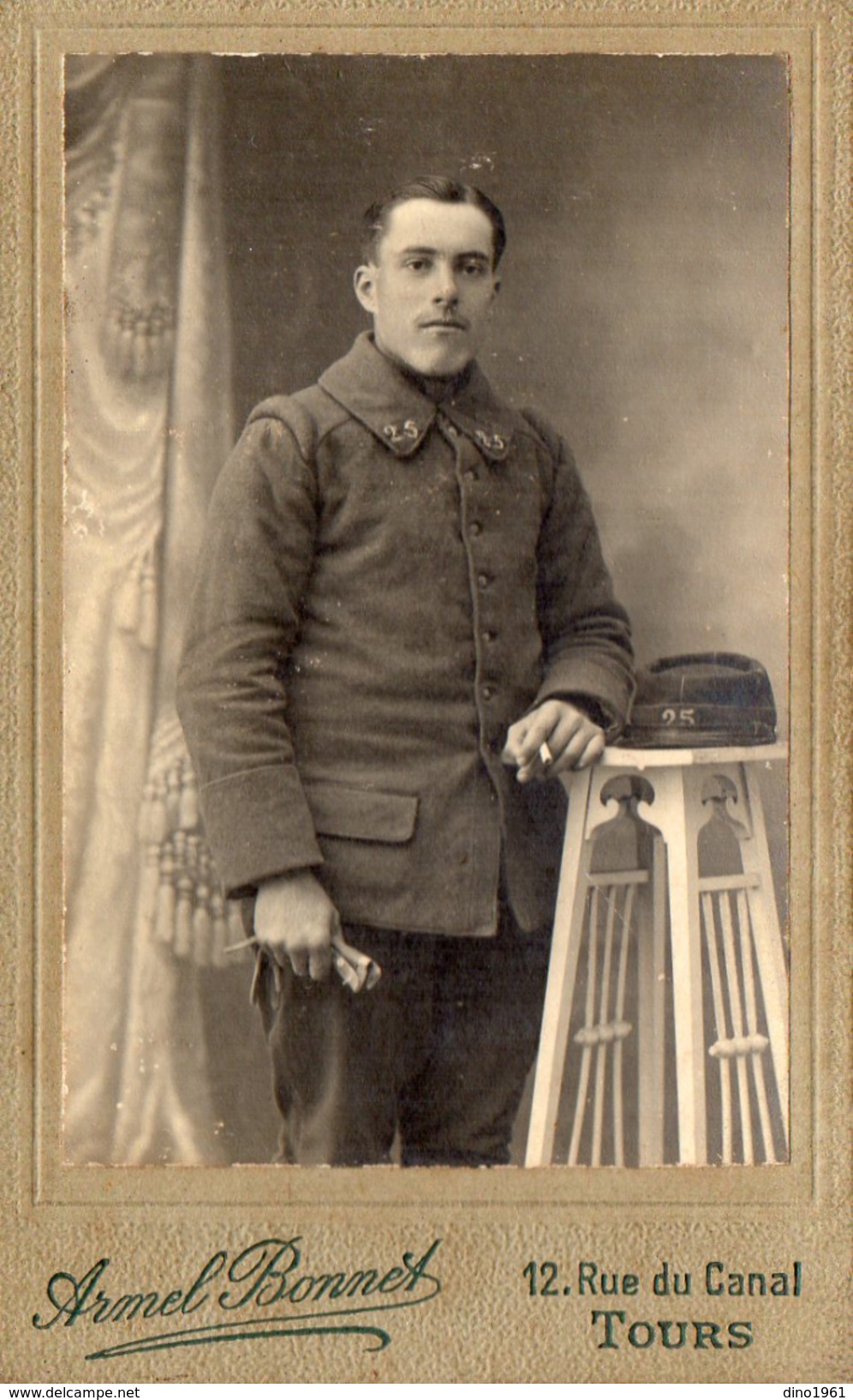 PHOTO 392 - MILITARIA - CDV - Carte De Visite - Militaire N°25 Sur Le Col - Photo Armel BONNET à TOURS - Guerre, Militaire