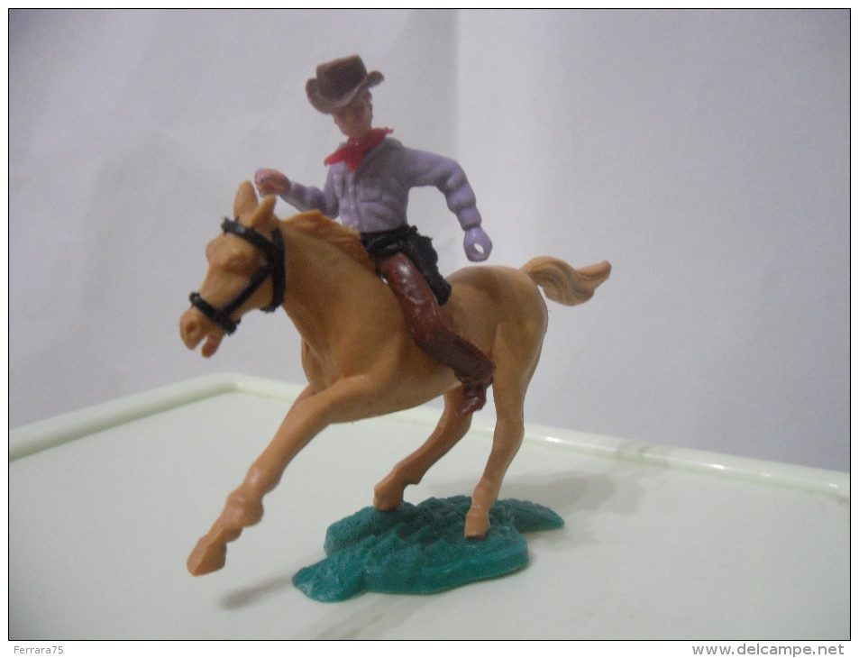 TIMPO TOYS:INDIANO-COWBOY A CAVALLO-MADE IN ENGLAND-VINTAGE. - Small Figures
