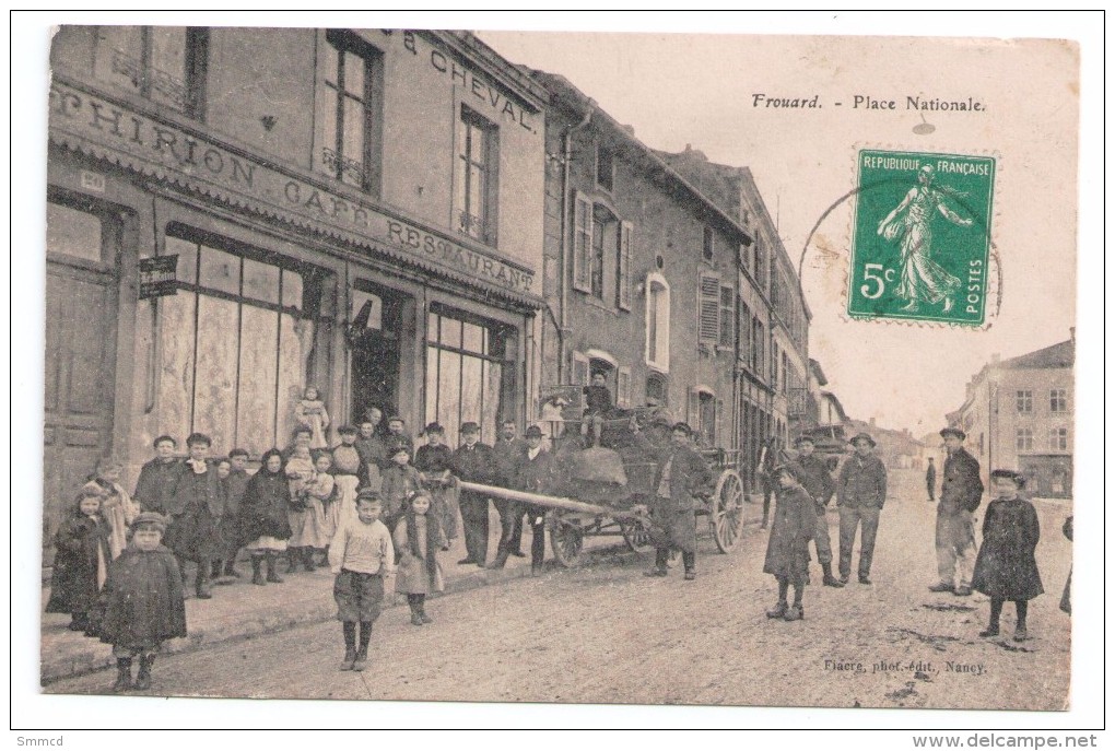 CPA 54 FROUARD / CAFE RESTAURANT THIRION / PLACE NATIONALE / 1914 / TRES ANIMEE - Frouard
