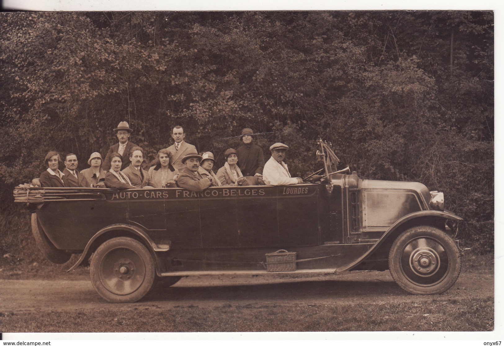 Carte Postale Photo LOURDES-GAVARNIE-AUTO-CARS FRANCO-BELGES-BUS-AUTOBUS-AUTOCARS-VOITURE-TRANSPORT- - Autobús & Autocar