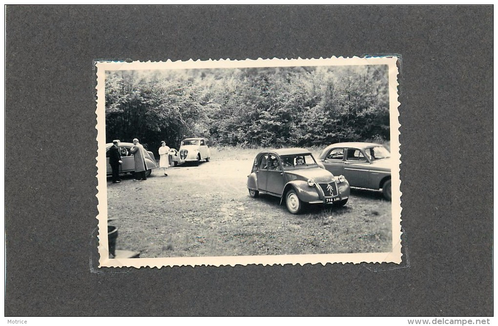 HAYBES SUR MEUSE(meuse) - Moulin Labotte;voitures Deux Chevaux,peugeot ,trois Photos  Années 50 Format 8,7x6,2cm. - Lieux