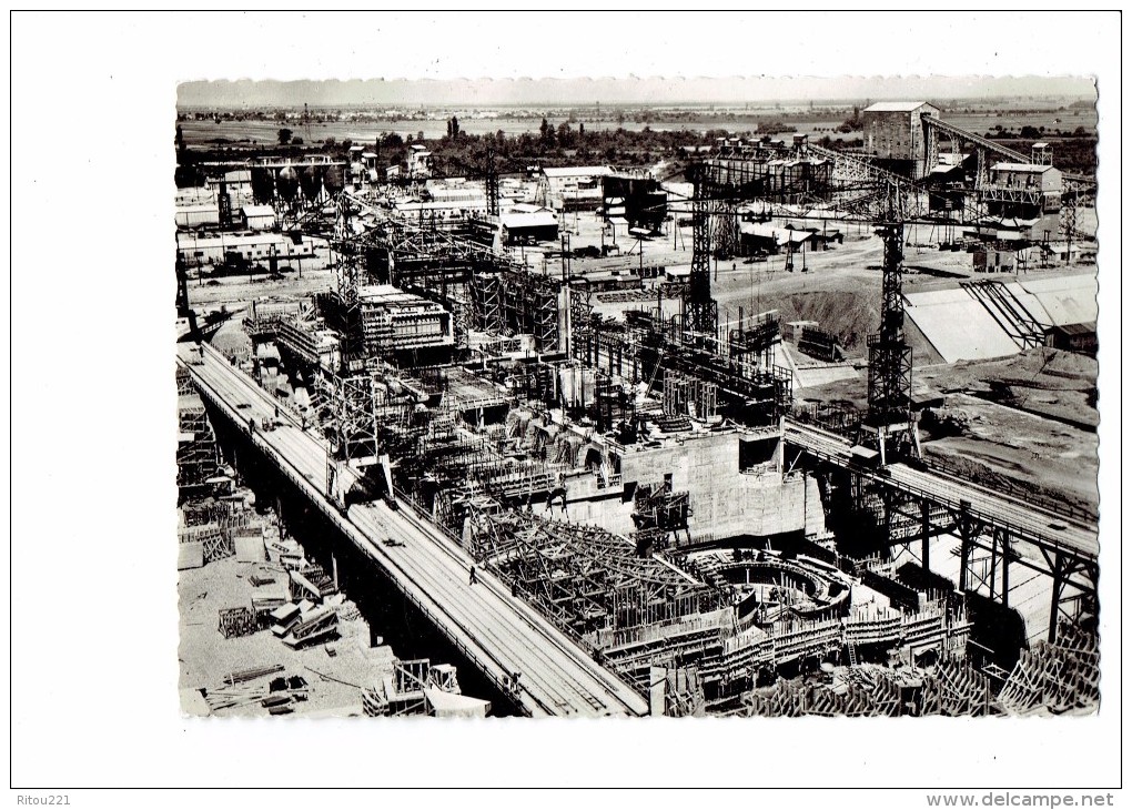 Cpm - Chute De Fessenheim - 68 - Vue Générale - Usine Et Installations De Chantier - Grue échafaudage Travaux - Fessenheim