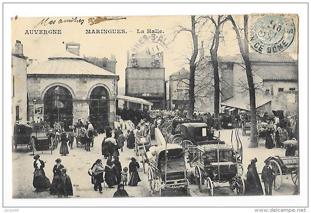 MARINGUES  (cpa 63)  La Halle- Belle Animation  - RARE   -    - L 1 - Maringues