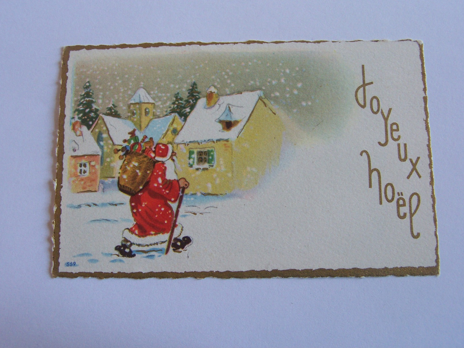 JOYEUX NOEL PERE NOEL PAYSAGE ENNEIGE PETITE CARTE 7 X 11CM BORDURE DOREE - Autres & Non Classés