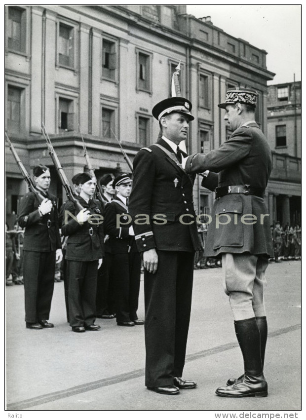 CHARLES De GAULLE à Londres En 1942 - Tirage D'époque - WWII - Krieg, Militär