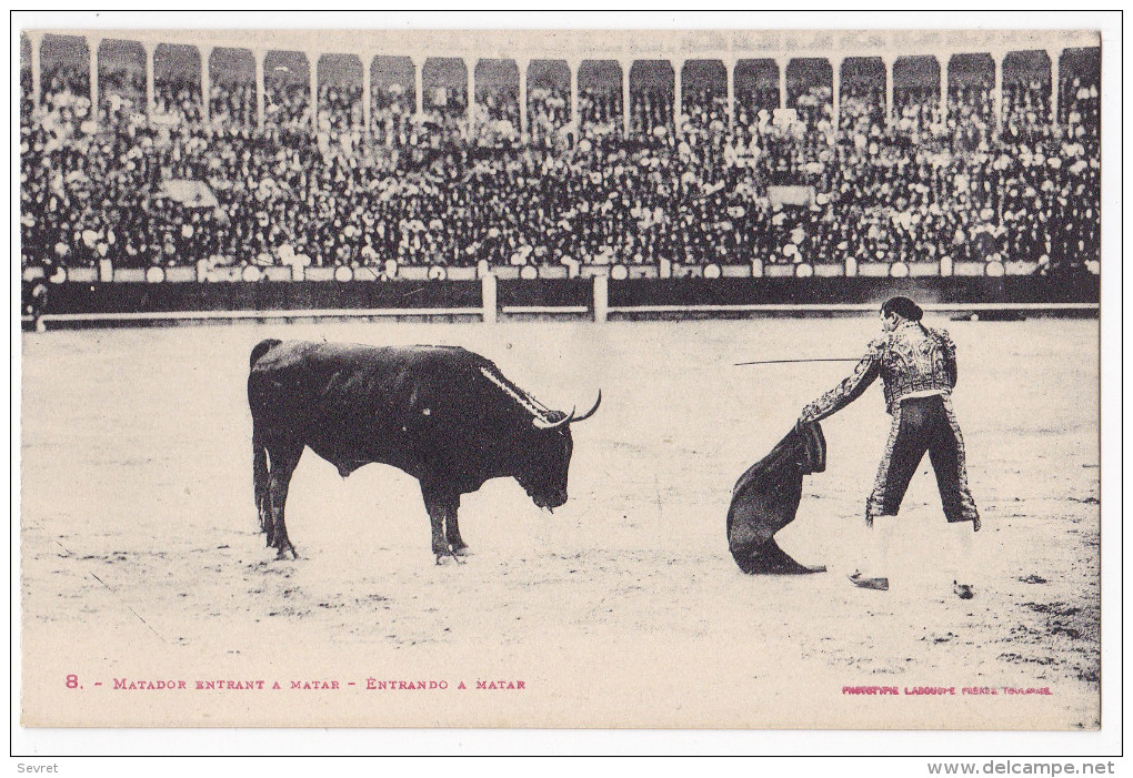 Matador Entrant à Matar - Corridas