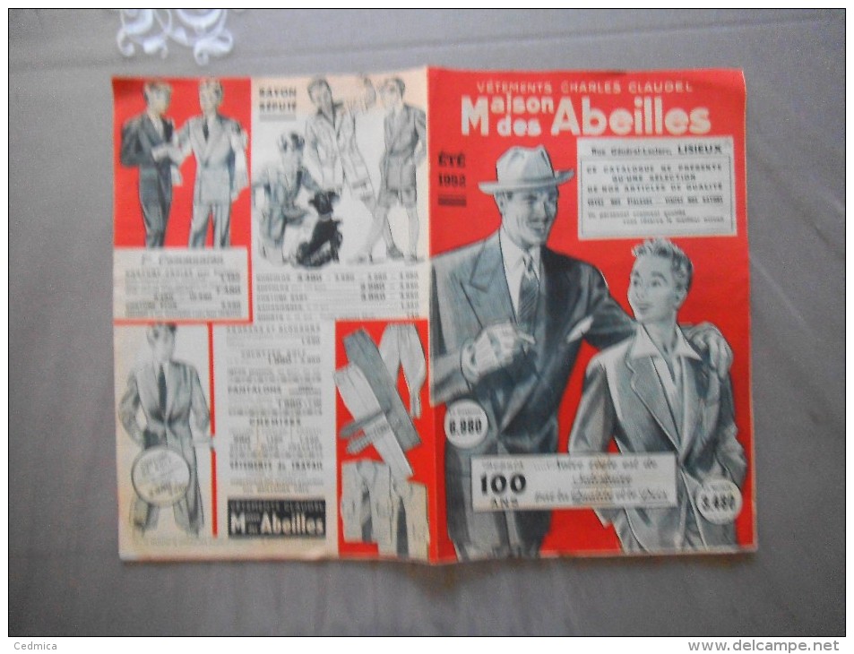 LISIEUX VÊTEMENTS CHARLES CLAUDEL MAISON DES ABEILLES RUE GENERAL LECLERC  DEPLIANT PUBLICITAIRE ETE 1952 - Advertising