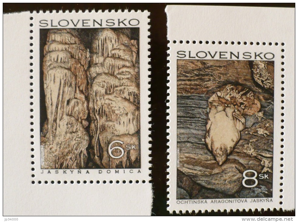 SLOVAQUIE Mineraux, Aragonite+grotte    ** MNH, Neuf Sans Charniere - Minéraux