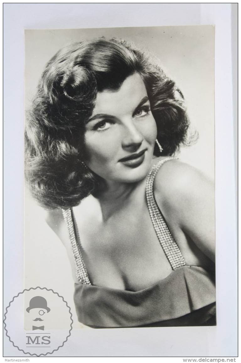 1950's Vintage Real Photo Postcard Cinema Film Actress: Corinne Calvet - Schauspieler