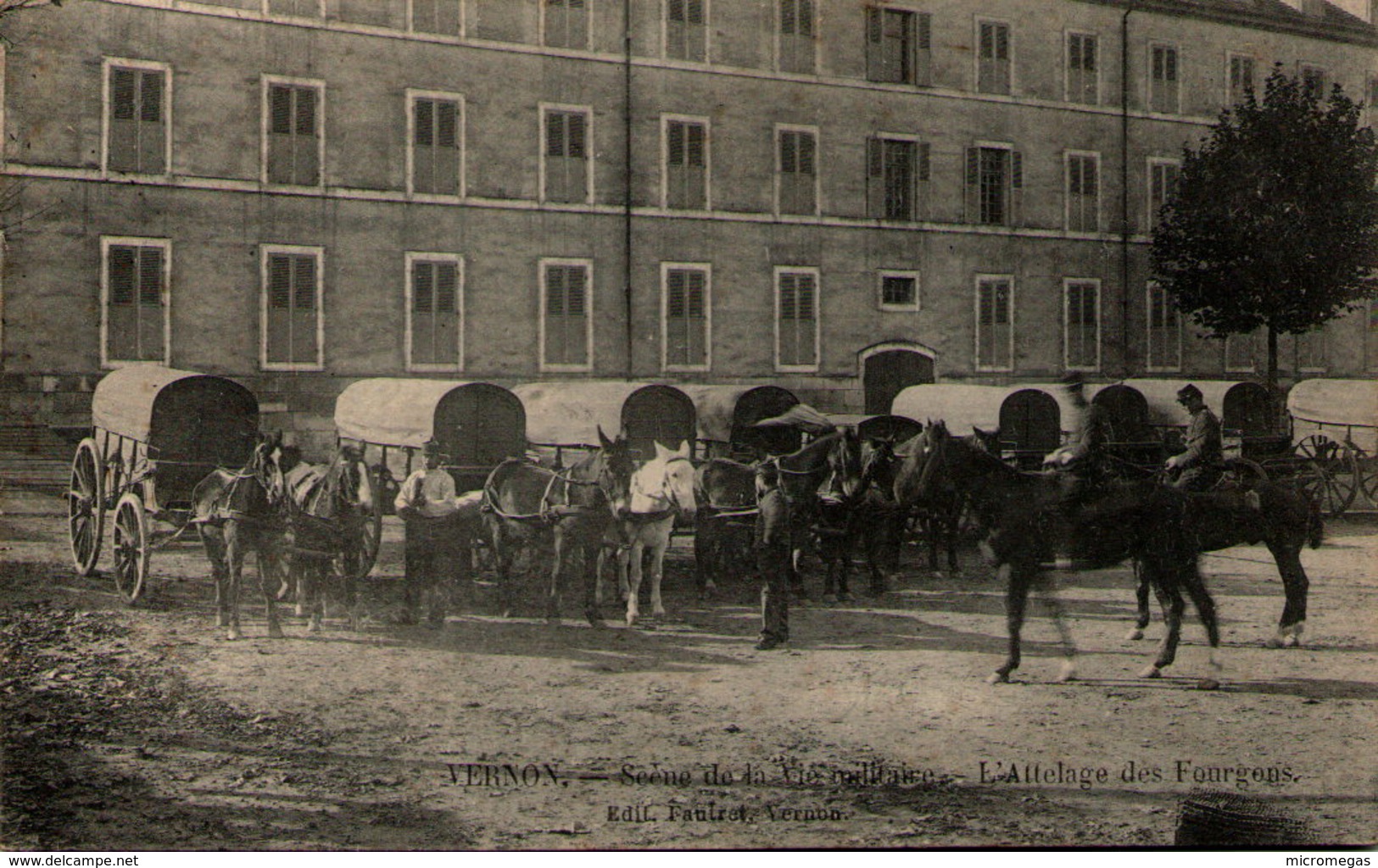 VERNON (Eure) - Scène De La Vie Militaire - L'Attelage Des Fourgons - Barracks