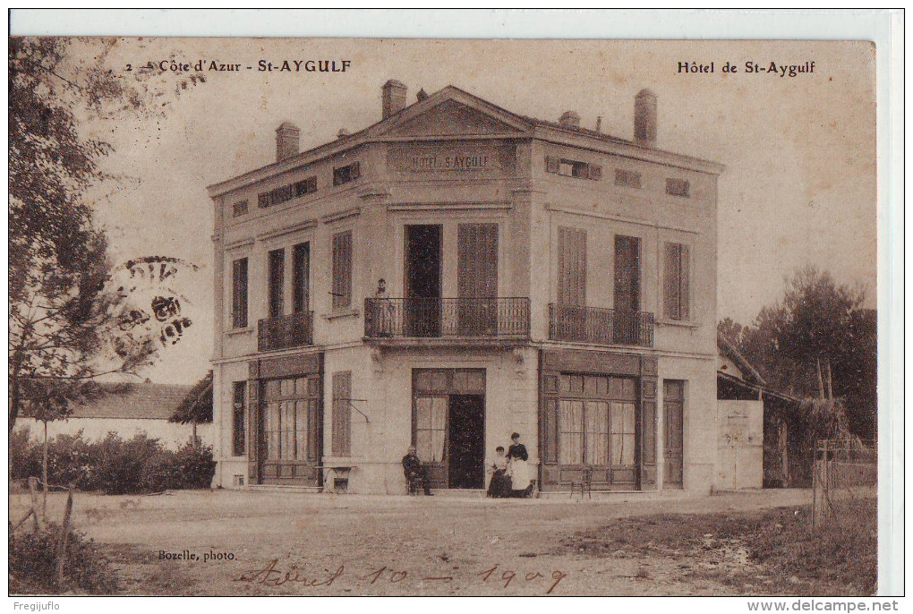 CPA Saint-Aygulf - La Maison Hôtel De La Commune - Saint-Aygulf