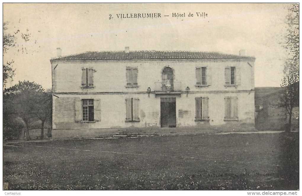 VILLEBRUMIER HOTEL DE VILLE 82 - Villebrumier