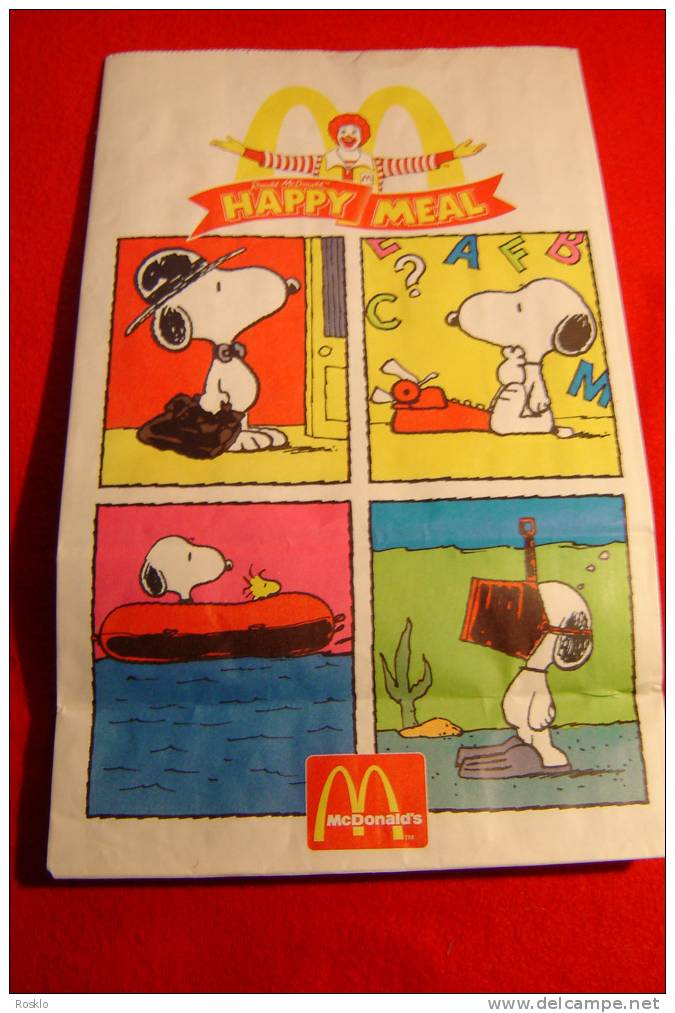 MAC DONALD / PEANUTS 50 ° ANNIVERSAIRE / SNOOPY  / SAC HAPPY MEAL 1998 ??  / PARFAIT ETAT - McDonald's