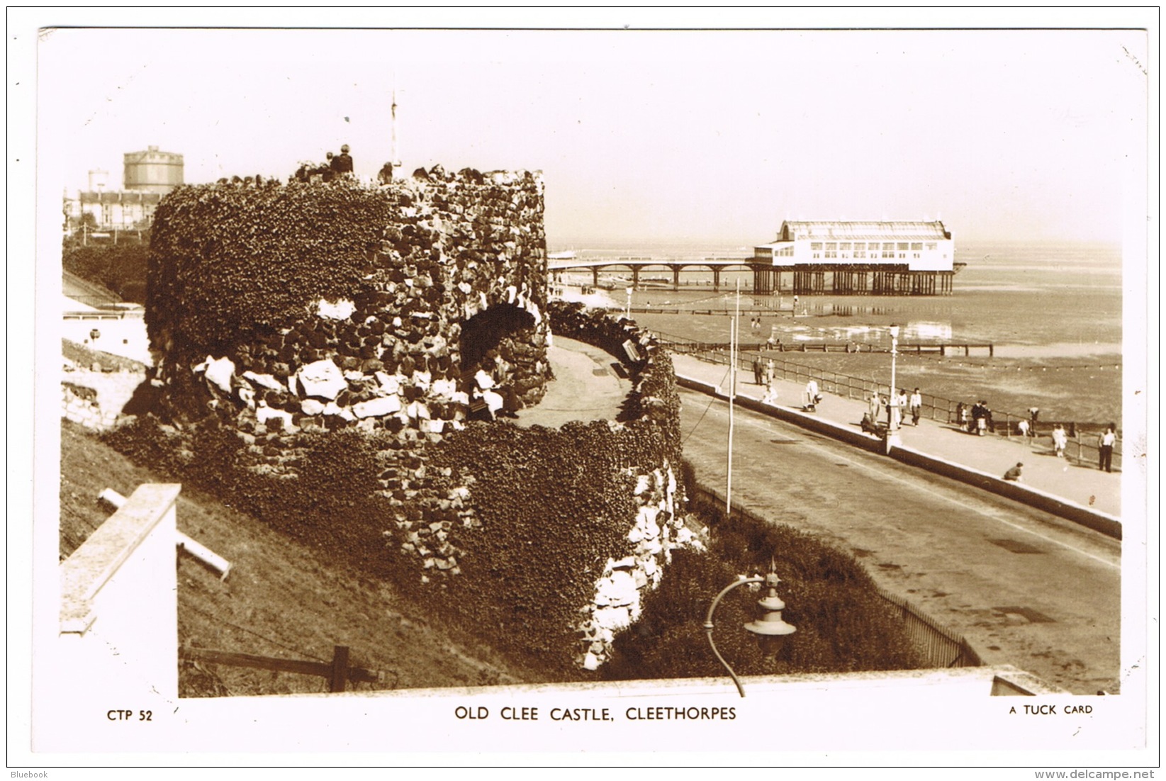 RB 1124 - Raphael Tuck Real Photo Postcard - Old Clee Castle Cleethorpes - Lincolnshire - Sonstige & Ohne Zuordnung