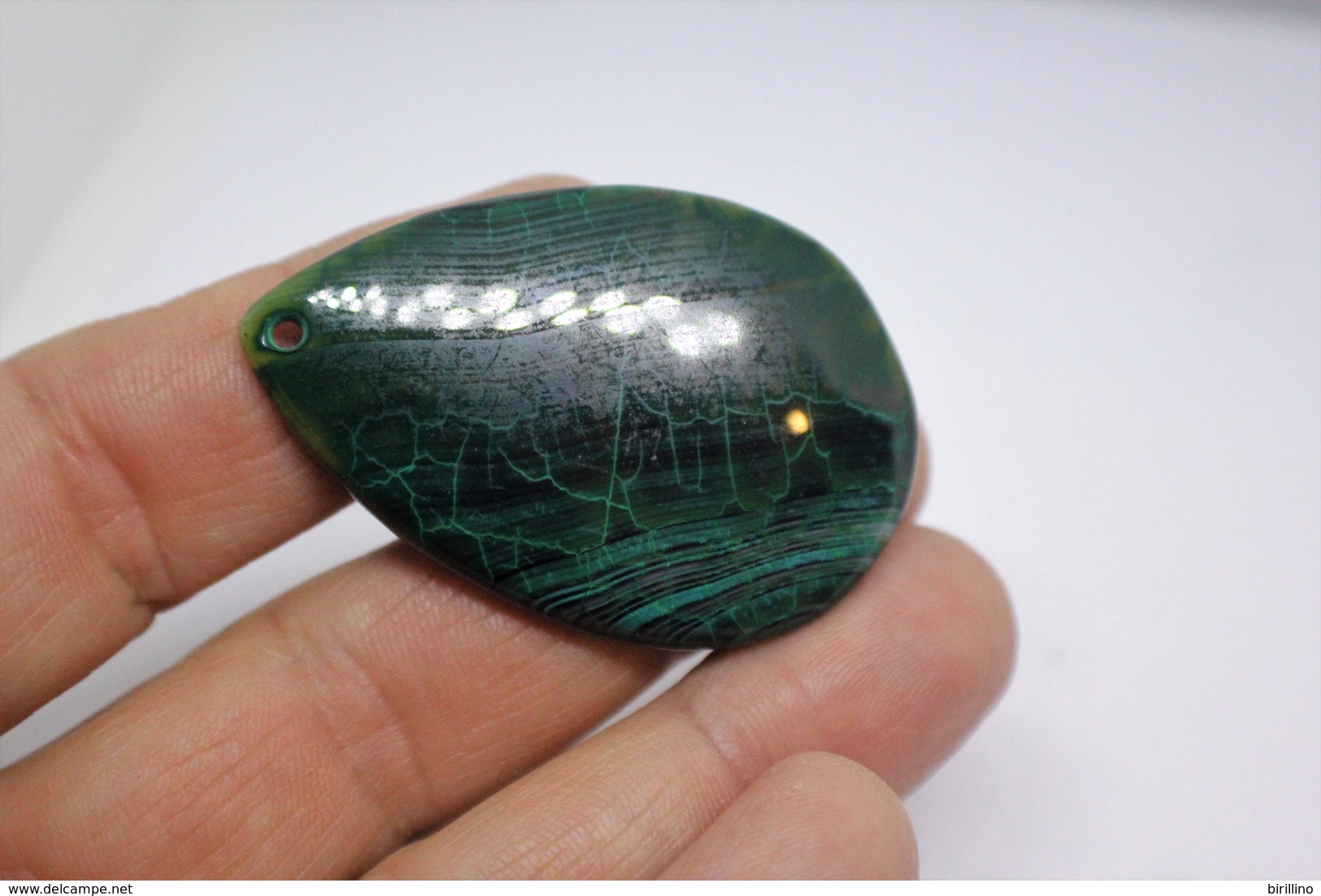 580 - Agata - Pendente a forma di goccia  nero e verde